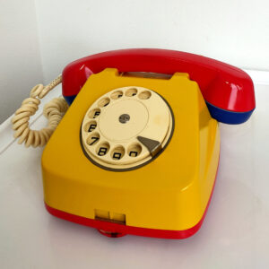 LeNan Mondrain Telephone